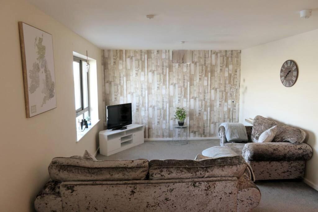 Home From Home With Fantastic Views 2 Runcorn Exterior foto